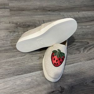 New Katy Perry Canvas Slip on Shoes Size 7 1/2